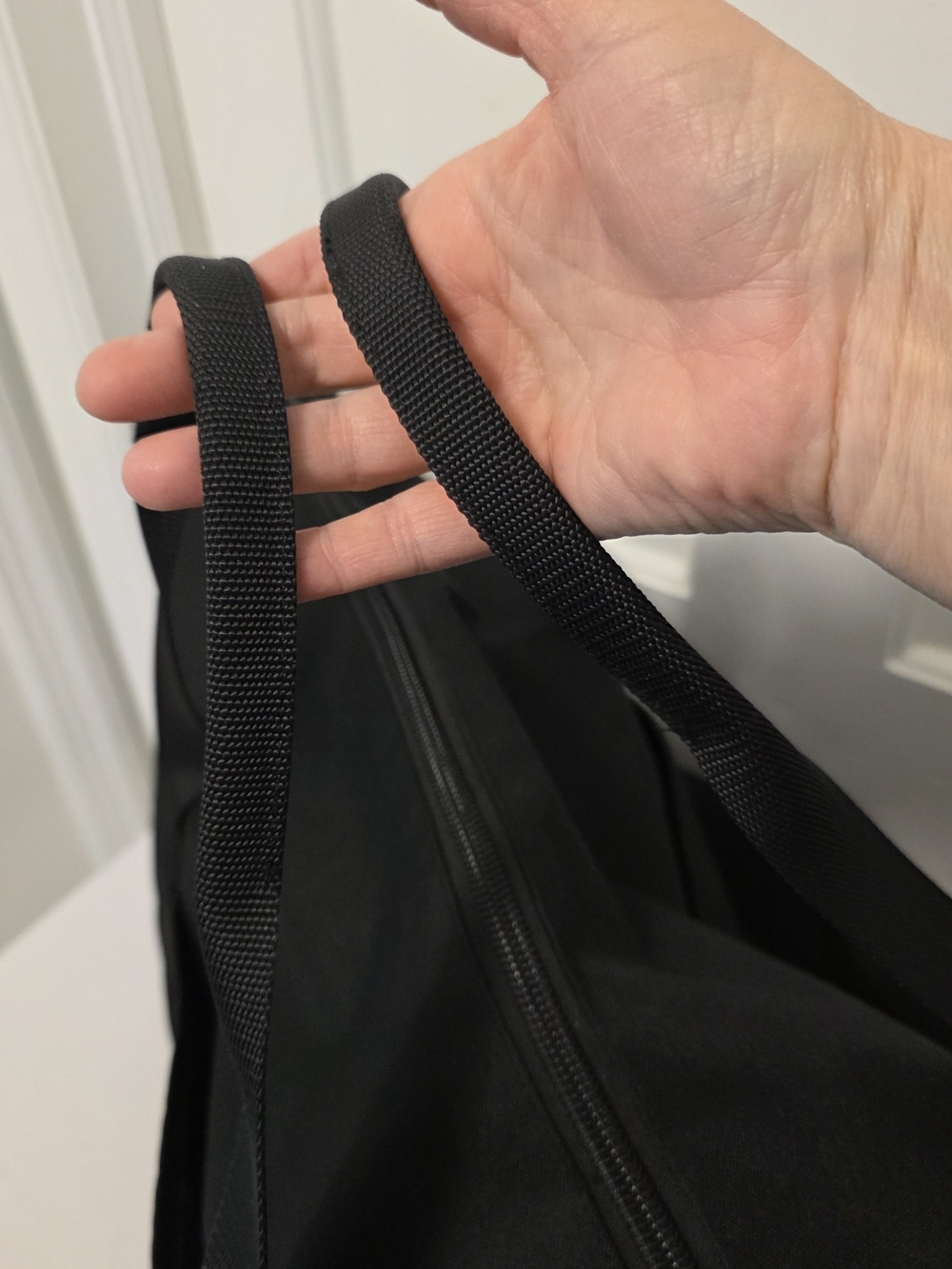 EC Lo & Sons Catalina Deluxe Large Black Weekender Tote W/Detachable Strap - Picture 9 of 15